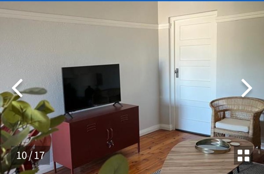 2 Bedroom Property for Sale in Green Point Western Cape